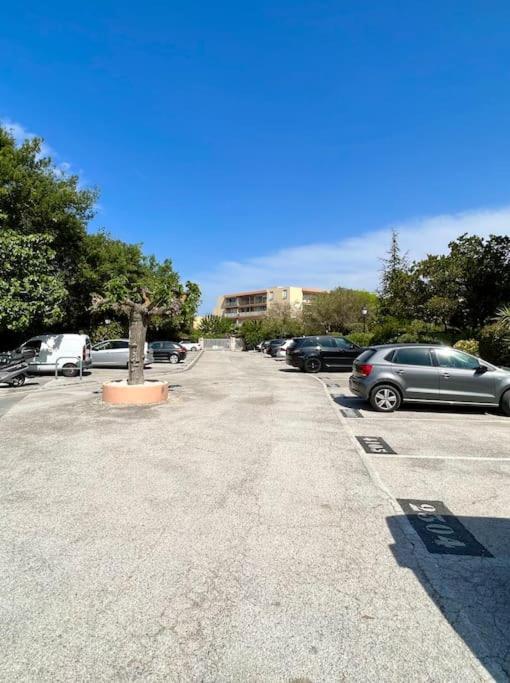 Appartement Avec Jardin Au Coeur De Saint-Tropez. Eksteriør bilde